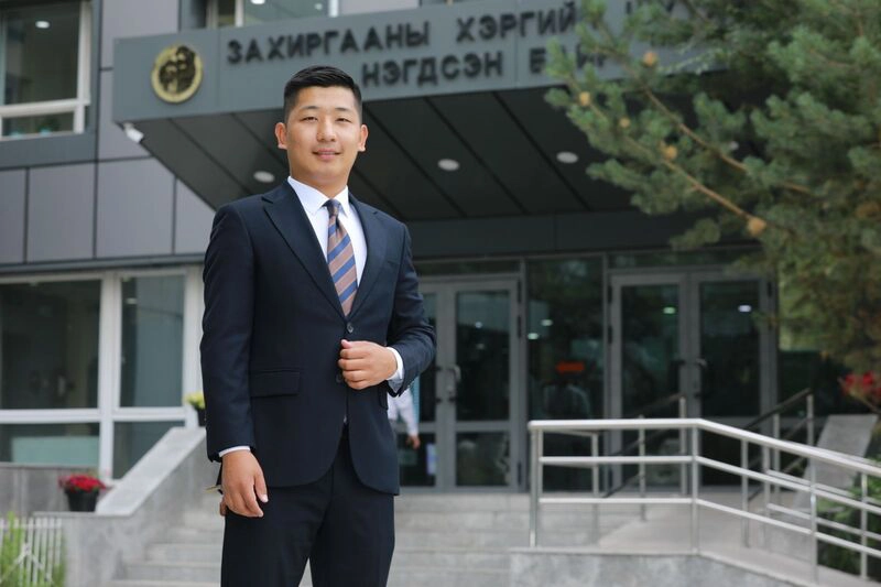 Иргэд өөрийн төрөл, садан болон найз нөхөдтэйгөө тохиролцон тэдгээрт зээл олгохдоо анхаарвал зохих зарим асуудлын тухай